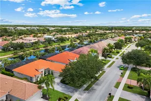 8223 Potomac Ln, Naples, FL 34104 - Photo 47