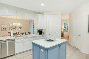 2847 Tiburon Blvd E, Naples, FL 34109 - Photo 11