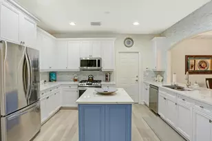 2847 Tiburon Blvd E, Naples, FL 34109 - Photo 9