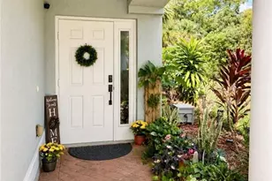 15338 Summit Pl Cir, Naples, FL 34119 - Photo 3