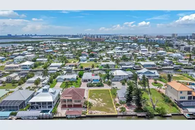 185 Egret St, Fort Myers Beach, FL 33931 - Photo 9