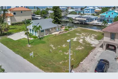 185 Egret St, Fort Myers Beach, FL 33931 - Photo 13