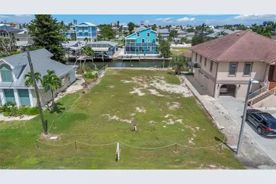 185 Egret St, Fort Myers Beach, FL 33931 - Photo 5