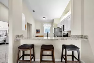 250 Robin Hood Cir, Naples, FL 34104 - Photo 15