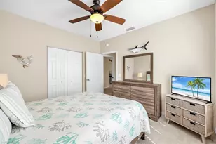 250 Robin Hood Cir, Naples, FL 34104 - Photo 29