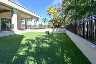 9115 Strada Pl, Naples, FL 34108 - Photo 31