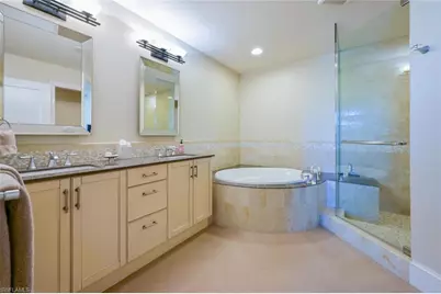 9115 Strada Pl #5211, Naples, FL 34108 - Photo 9