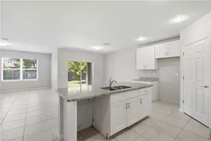 27580 Los Amigos Ln, Bonita Springs, FL 34135 - Photo 7