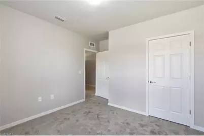 27580 Los Amigos Ln, Bonita Springs, FL 34135 - Photo 11