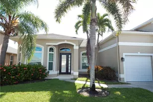 349 Sweet Bay Ln, Naples, FL 34119 - Photo 1