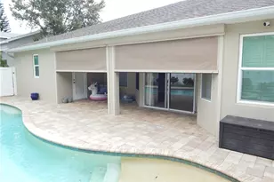 349 Sweet Bay Ln, Naples, FL 34119 - Photo 33