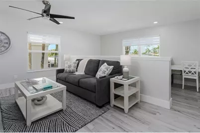 834 Gulf Pavilion Dr #204, Naples, FL 34108 - Photo 11