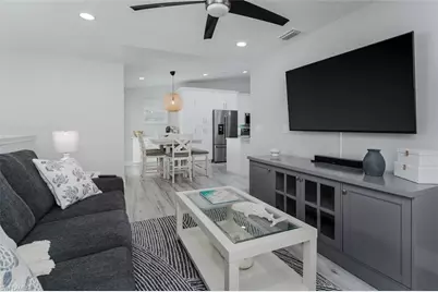 834 Gulf Pavilion Dr #204, Naples, FL 34108 - Photo 13