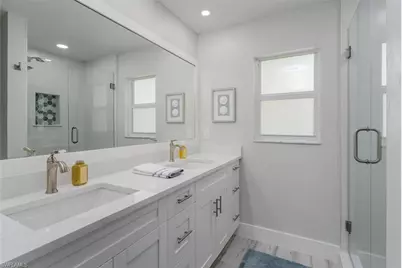 834 Gulf Pavilion Dr #204, Naples, FL 34108 - Photo 21