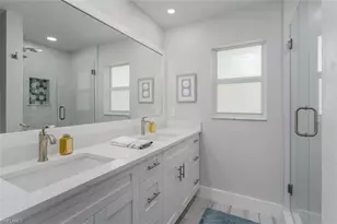 834 Gulf Pavilion Dr, Naples, FL 34108 - Photo 21