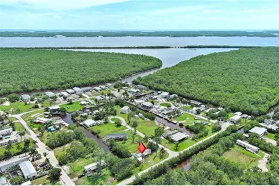105 Cardinal Ct, Other, FL 34141 - Photo 7
