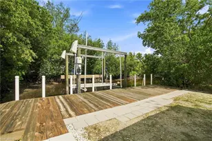 105 Cardinal Ct, Other, FL 34141 - Photo 5
