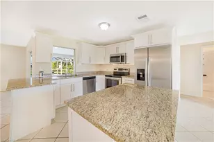 1224 SE 21st Pl, Cape Coral, FL 33990 - Photo 5