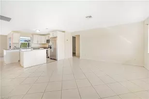 1224 SE 21st Pl, Cape Coral, FL 33990 - Photo 3