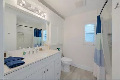 1250 Tuna Ct, Naples, FL 34102 - Photo 21