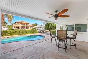 1250 Tuna Ct, Naples, FL 34102 - Photo 23