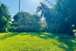 2142 55th Terrace SW, Naples, FL 34116 - Photo 13
