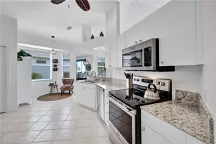 484 Crossfield Cir, Naples, FL 34104 - Photo 13