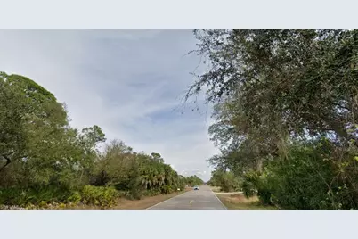 17346 Wintergarden Ave, Port Charlotte, FL 33948 - Photo 3
