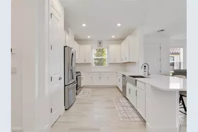15558 Vittorio St, Naples, FL 34114 - Photo 3