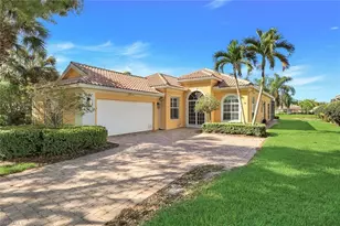 28032 Eagle Ray Ct, Bonita Springs, FL 34135 - Photo 3