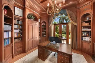 9663 Mashie Ct, Naples, FL 34108 - Photo 19