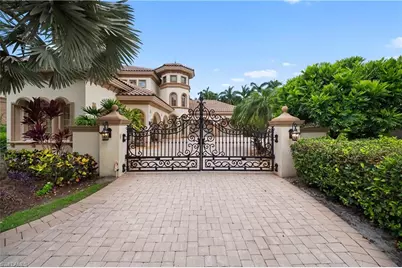 9663 Mashie Ct, Naples, FL 34108 - Photo 49