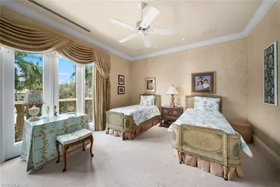 9663 Mashie Ct, Naples, FL 34108 - Photo 43