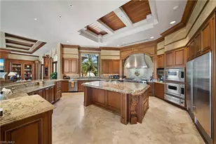 9663 Mashie Ct, Naples, FL 34108 - Photo 25