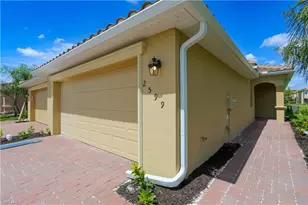 2599 Vine Ave, Naples, FL 34120 - Photo 3