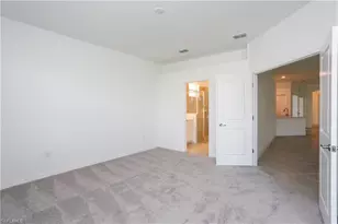 2599 Vine Ave, Naples, FL 34120 - Photo 17