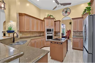 5771 Dogwood Way, Naples, FL 34116 - Photo 7