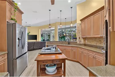 5771 Dogwood Way, Naples, FL 34116 - Photo 11