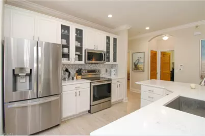 4853 Hampshire Ct #107, Naples, FL 34112 - Photo 15