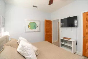 4853 Hampshire Ct, Naples, FL 34112 - Photo 11