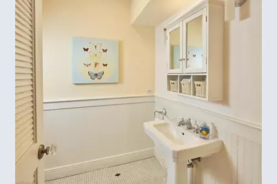 2750 Treasure Ln, Naples, FL 34102 - Photo 21