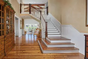 2750 Treasure Ln, Naples, FL 34102 - Photo 3