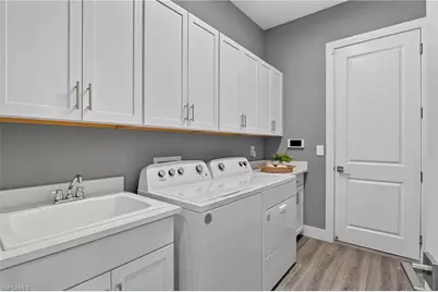 3754 Sapphire Cove Cir, Naples, FL 34114 - Photo 33