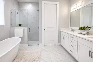3754 Sapphire Cv Cir, Naples, FL 34114 - Photo 19