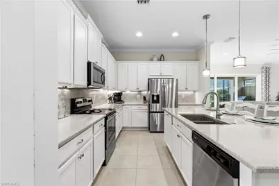 3636 Pilot Cir, Naples, FL 34120 - Photo 9