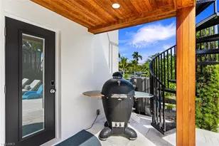 2211 Kingfish Rd, Naples, FL 34102 - Photo 41