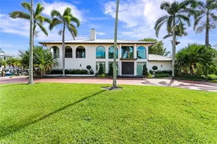 2211 Kingfish Rd, Naples, FL 34102 - Photo 5