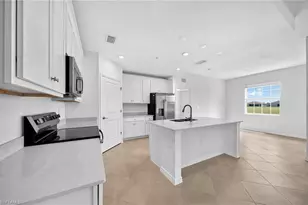 20520 Hazelnut Ct S, Lehigh Acres, FL 33936 - Photo 11