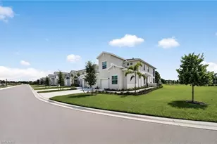 20520 Hazelnut Ct S, Lehigh Acres, FL 33936 - Photo 3