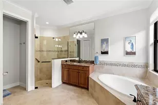 12732 Kinross Ln, Naples, FL 34120 - Photo 9